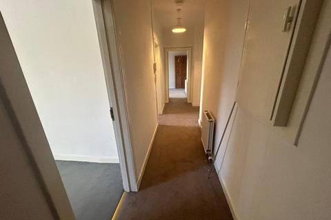 3 bedroom flat to rent, Morgan Place, Dundee DD4