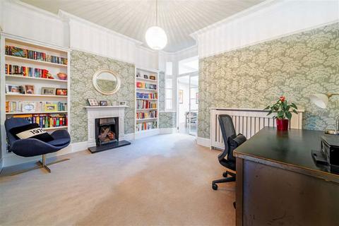 5 bedroom house for sale, Princes Road, Teddington TW11