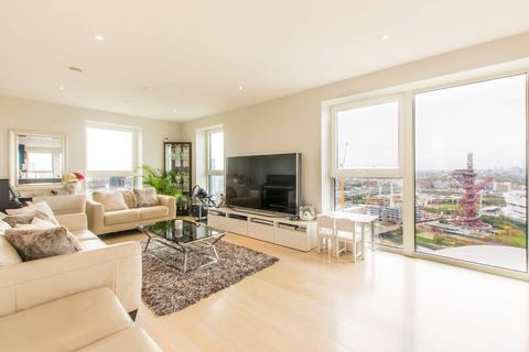 3 bedroom penthouse to rent, Glass House Gardens, Stratford, London, E20