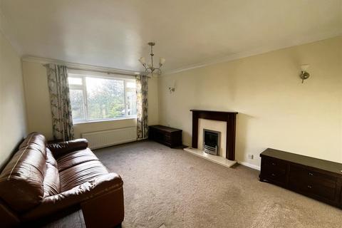 4 bedroom semi-detached house for sale, Wroe Place, Bradford BD12