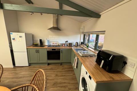 undefined, Kidderminster Rd  Cutnall Green  WR9 0PP