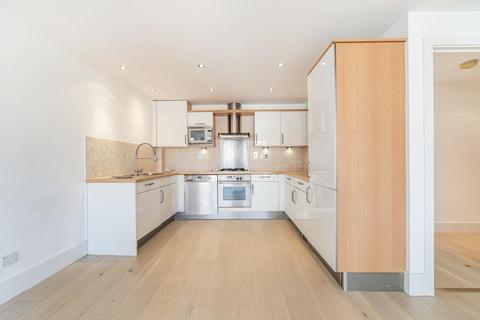 2 bedroom flat for sale, Britton Street, Farringdon