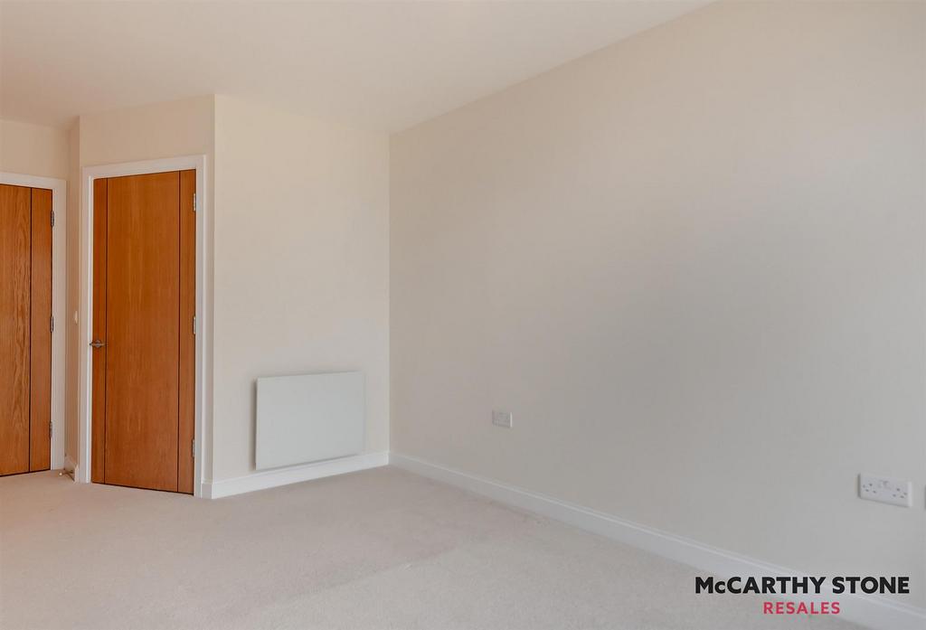 8604359-interior13-800.JPG