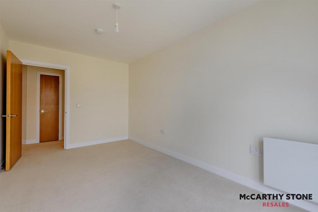 8604359-interior07-800.JPG