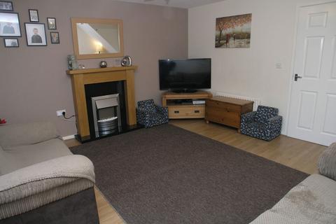 2 bedroom terraced house for sale, Saddlers Close, Halesowen B63