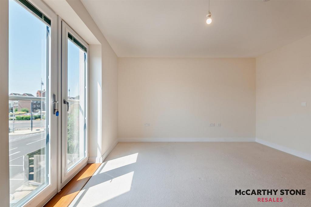 8606937-interior06-800.jpg