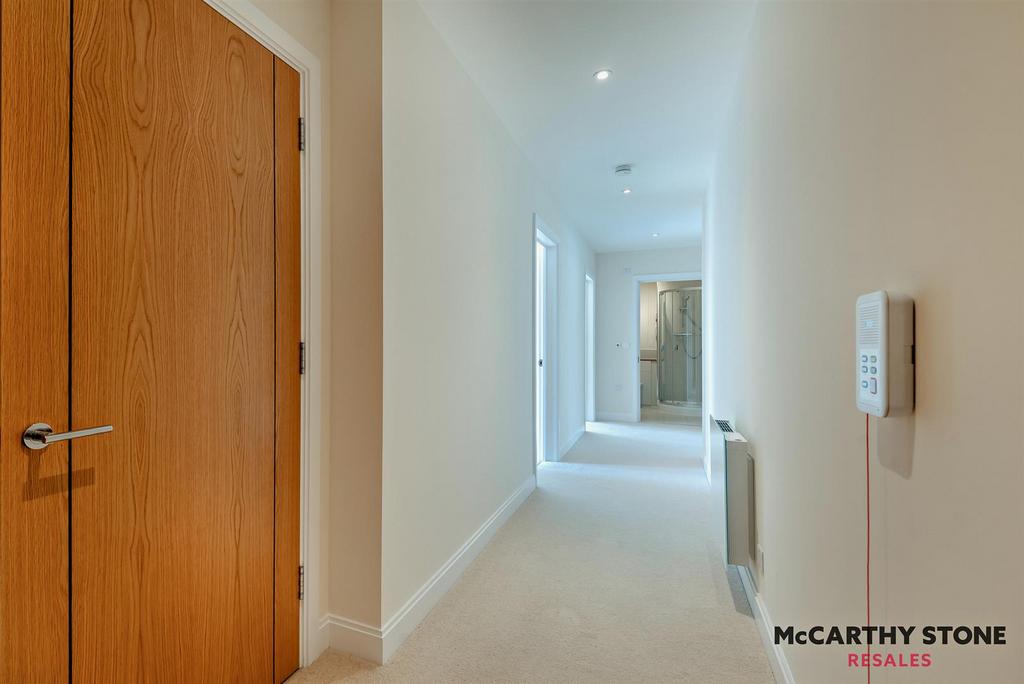 8606937-interior01-800.jpg