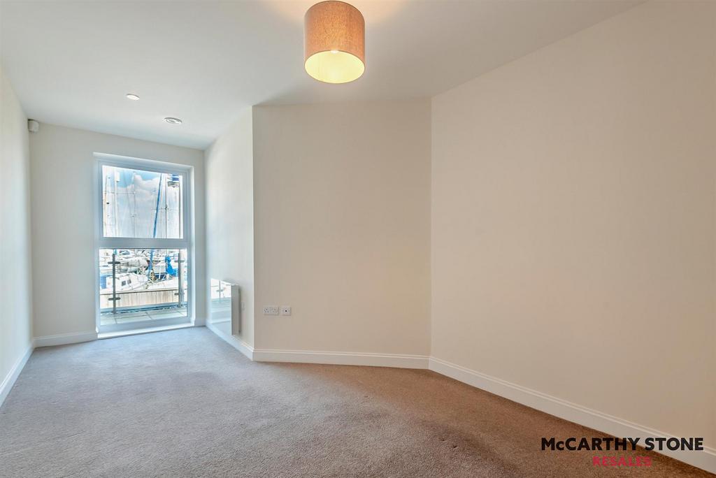 8606935-interior10-800.jpg
