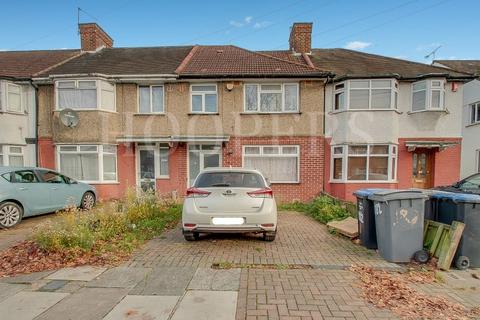 3 bedroom terraced house for sale, Monks Park, Wembley, HA9