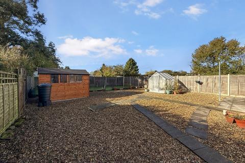 2 bedroom bungalow for sale, Humber Doucy Lane, Ipswich IP4