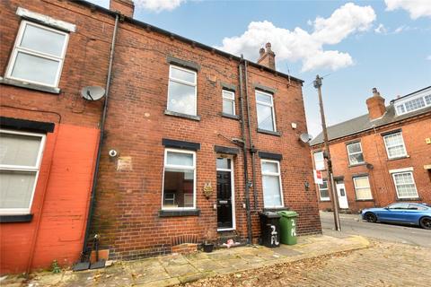 3 bedroom end of terrace house for sale, Henley Place, Leeds, West Yorkhire