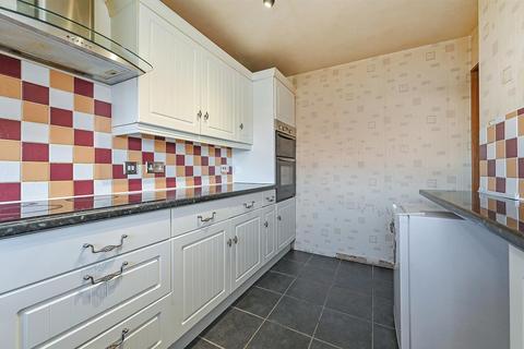 2 bedroom maisonette for sale, Neville Close, Andover