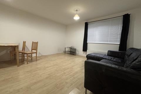 2 bedroom apartment to rent, Symphony Close, Edgware, HA8