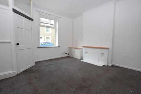 2 bedroom terraced house to rent, Hunslet Street, Burnley