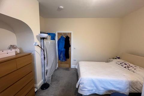 1 bedroom flat to rent, Aire View, Silsden, UK, BD20