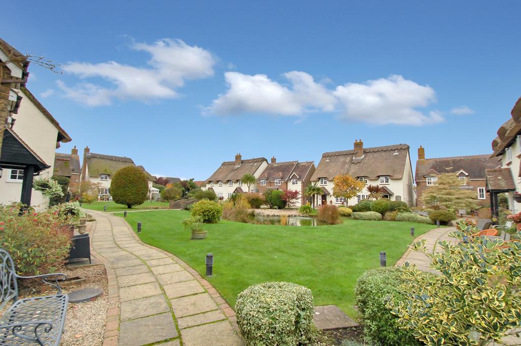 Two Bedroom Semi-Detached in Waterford Gardens, C