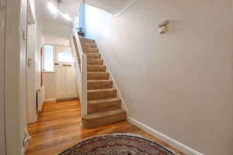 4 bedroom detached house for sale, Barton Road, Luton LU3