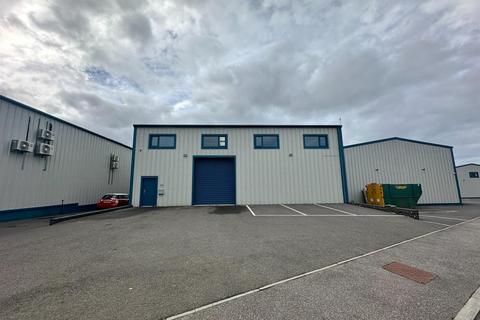 Industrial unit to rent, Maple Leaf Business Park, Manston, Ramsgate