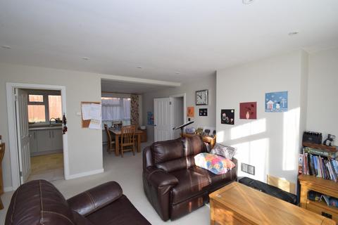 9 Collington Close, Eastbourne, BN20 7EX