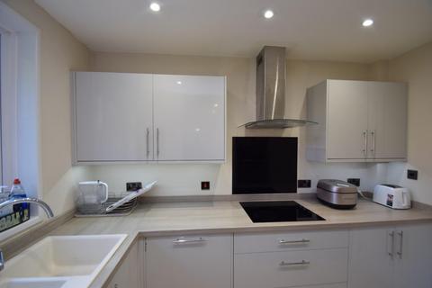 9 Collington Close, Eastbourne, BN20 7EX
