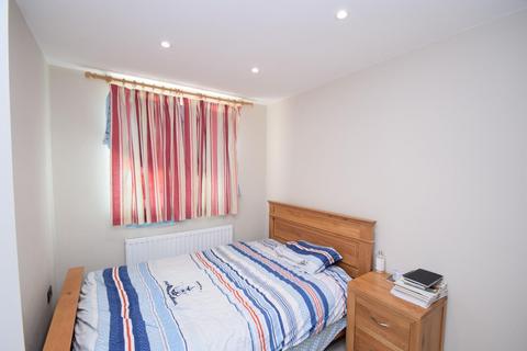 9 Collington Close, Eastbourne, BN20 7EX