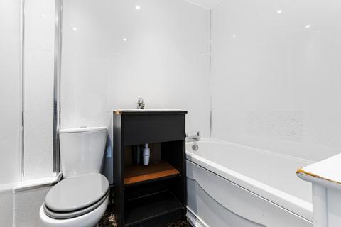 28 Scarrel Drive, Glasgow, G45 0DA
