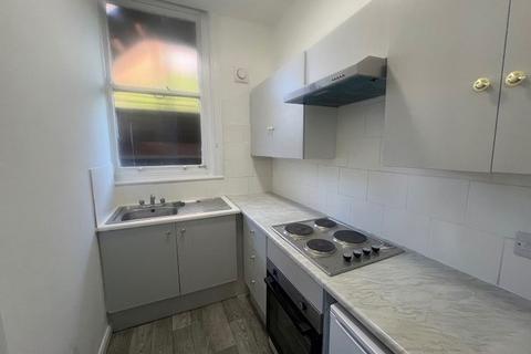 Studio to rent, Pembroke Crescent, Hove, BN3 5DD