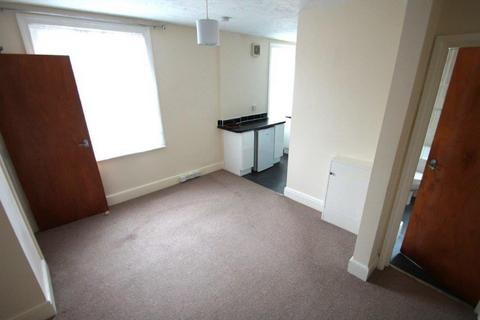 1 bedroom apartment to rent, Longfleet Road, Poole BH15