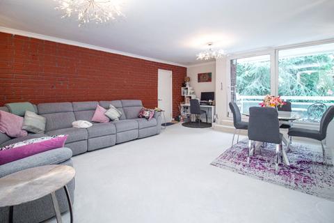 2 bedroom apartment for sale, Leamington House, Stonegrove, Edgware, HA8