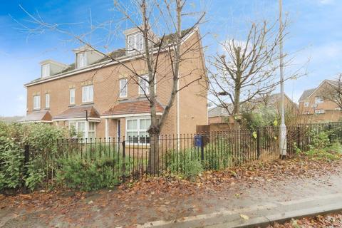 4 bedroom end of terrace house for sale, The Avenue, Gainsborough DN21