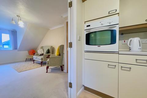 2 bedroom flat for sale, Birkdale, Southport PR8