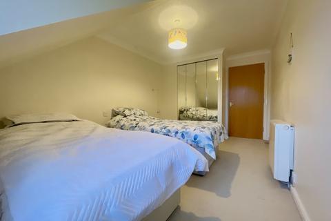 2 bedroom flat for sale, Birkdale, Southport PR8