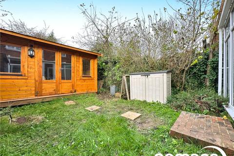 3 bedroom semi-detached house for sale, Lowbrook Drive, Maidenhead, Berkshire