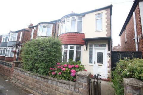 3 bedroom house to rent, Peebles Avenue, Hartlepool TS25