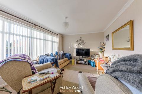 3 bedroom semi-detached house for sale, Halesowen Road, Cradley Heath B64