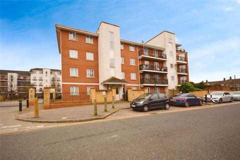 2 bedroom flat to rent, Felixstowe Road, London SE2