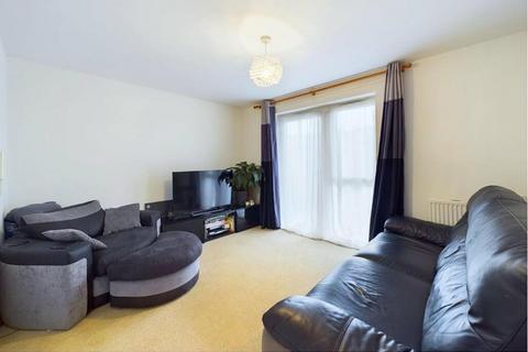 1 bedroom flat for sale, Fawn House, Albacore Way, Hayes