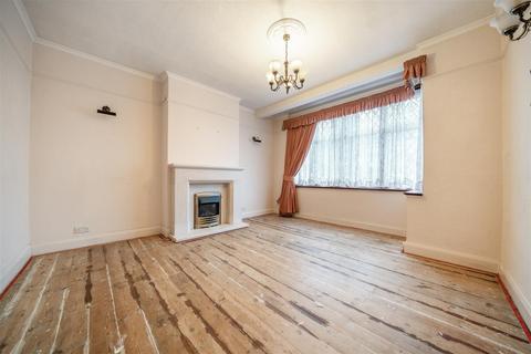 3 bedroom terraced house for sale, Cherrywood Lane, Morden SM4