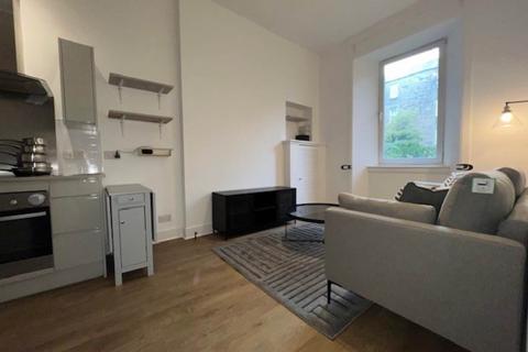 1 bedroom house to rent, Wardlaw Street, ,