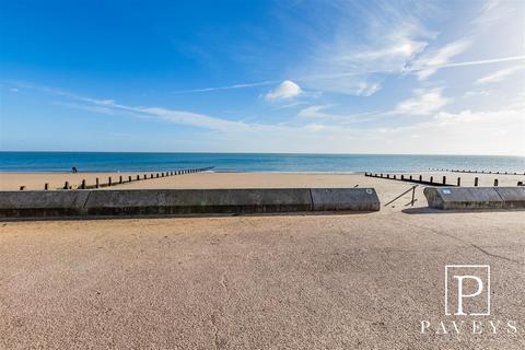 Chalet for sale, Low Wall, The Esplanade, Frinton-On-Sea