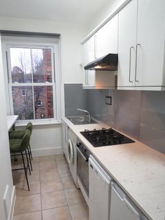 Studio to rent, Tff, Milton Park, Highgate, N6