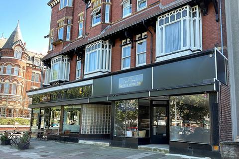 Shop to rent, Southport PR8