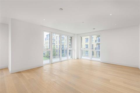 3 bedroom apartment to rent, Pinewood Gardens, Teddington, Middlesex, TW11