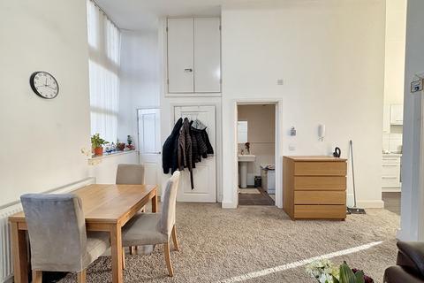 1 bedroom apartment for sale, Prescott Street, Halifax HX1