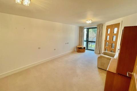 1 bedroom apartment for sale, Darkes Lane, Potters Bar EN6