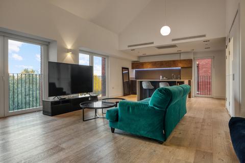 3 bedroom apartment for sale, 6 Exchange Gardens, London SW8