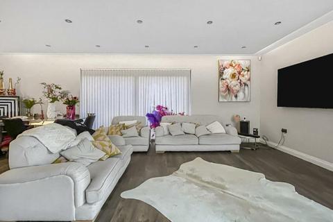 4 bedroom house for sale, Barnet Road, Arkley