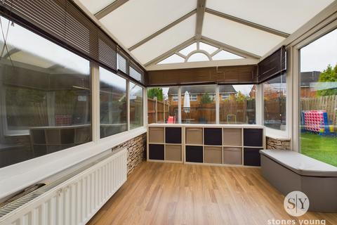 8 Arbour Drive, Blackburn, BB2 4LF