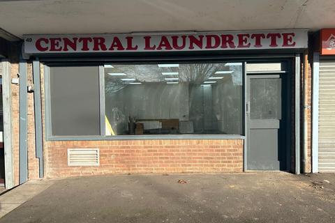 Shop to rent, Dudley DY3