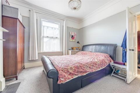 2 bedroom apartment for sale, ALEXANDRA ROAD, Southend-On-Sea